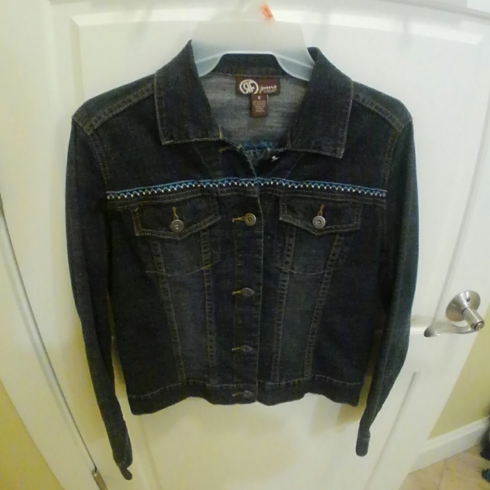 Rafaella Women's Size 6 denim jacket